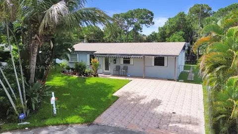 1020 NW 25th Ave, Fort Lauderdale, FL 33311