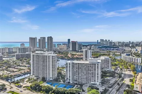 2500 Parkview Dr #1514, Hallandale Beach, FL 33009
