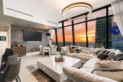 1451 Brickell Ave #4304, Miami, FL 33131