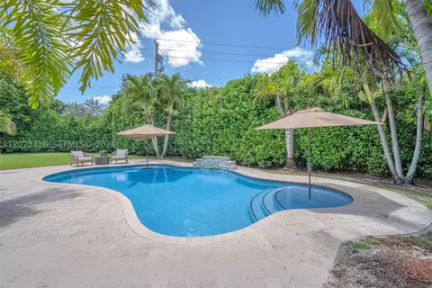 15896 SW 16th Ct, Pembroke Pines, FL 33027