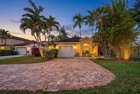 14421 SW 155th Pl, Miami, FL 33196