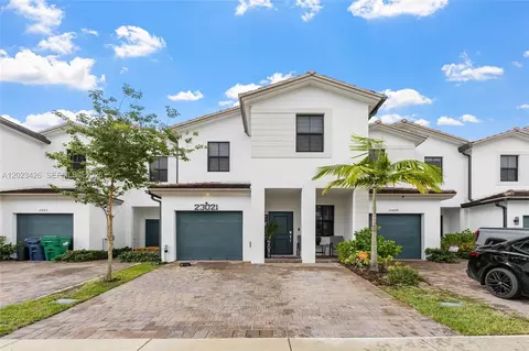 23021 SW 128th Pl, Miami, FL 33170