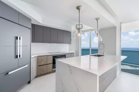 6301 Collins Ave #2502, Miami Beach, FL 33141