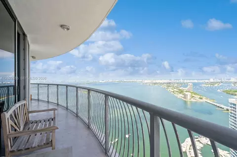 1750 N Bayshore Dr #4702, Miami, FL 33132