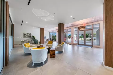 320 Seaview Ct #2-1207, Marco Island, FL 34145