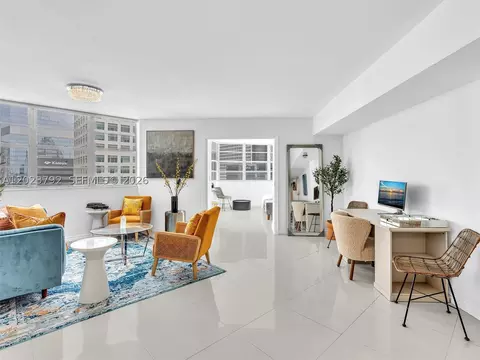 825 Brickell Bay Dr #2048, Miami, FL 33131