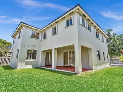 Exterior - 2864 SW 138th Path, Miami, FL 33175 photo 3 of 5