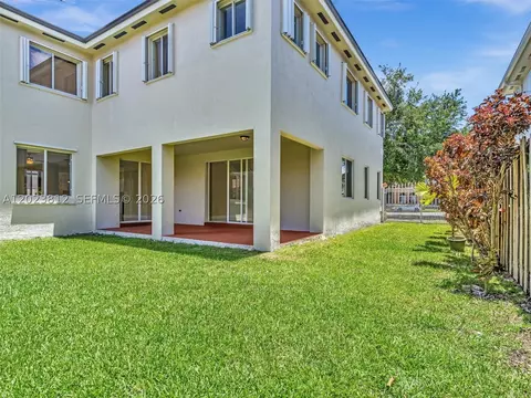 Exterior - 2864 SW 138th Path, Miami, FL 33175 photo 5 of 5
