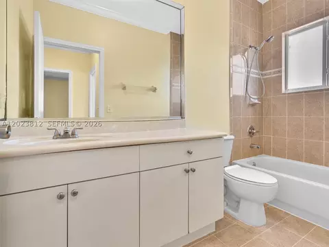 Bath - 2864 SW 138th Path, Miami, FL 33175 photo 7 of 7