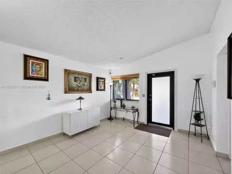 Entry Way - 2462 W 65th St, Hialeah, FL 33016 photo 4 of 4