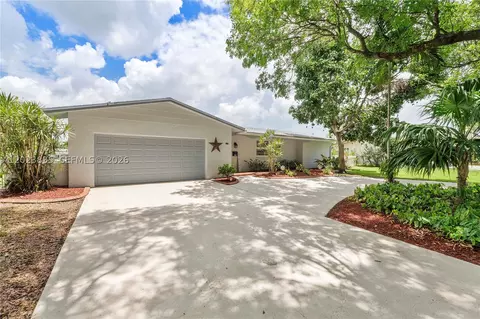 6241 SW 16th St, Plantation, FL 33317