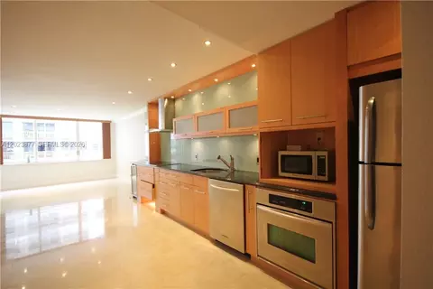 5401 Collins Ave #339, Miami Beach, FL 33140