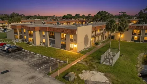6100 Forest Hill Blvd #107, West Palm Beach, FL 33415