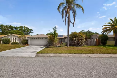 7215 Maplehurst Dr, Port Richey, FL 34668