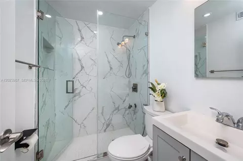 Bath - 228 W 18th St, Hialeah, FL 33010 photo 1 of 1