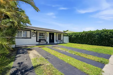 4762 SW 131st Ave, Miami, FL 33175