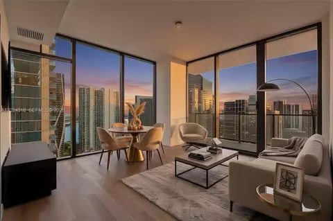20 NE 11th 20 Ne 11th St #4504, Miami, FL 33132