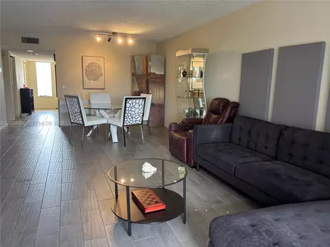 Undisclosed, Weston, FL 33326