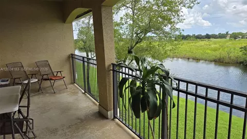 230 SW 117th Ter #11202, Pembroke Pines, FL 33025
