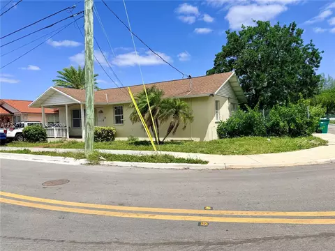 408 NW 12th St, Florida City, FL 33034