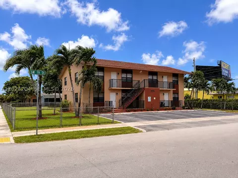 1896 SW 41st Ave, Fort Lauderdale, FL 33317