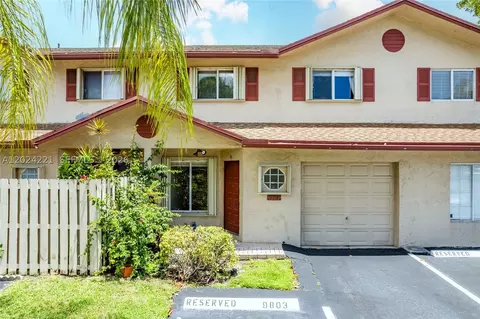 9803 NW 37th St, Sunrise, FL 33351