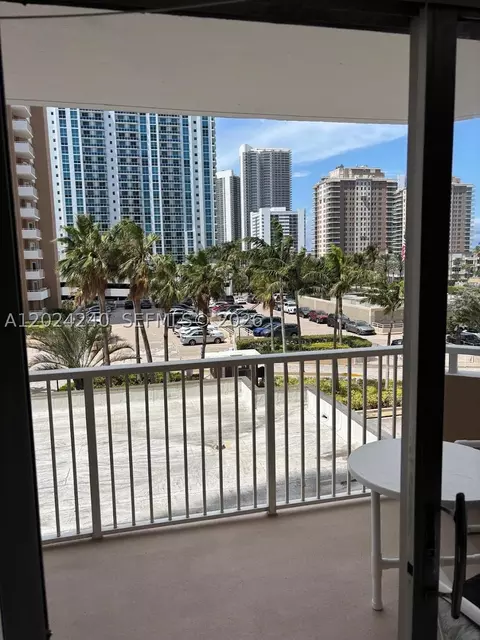 1985 S Ocean Dr #3B, Hallandale Beach, FL 33009