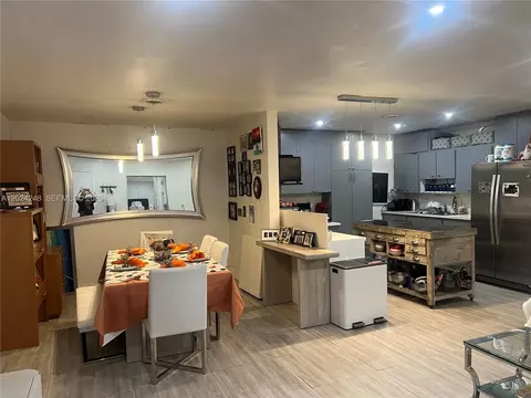 Undisclosed, Miami, FL 33157
