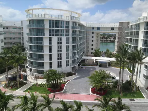 6620 Indian Creek Dr #104, Miami Beach, FL 33141