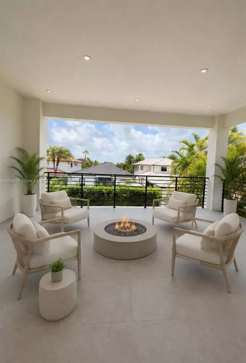 Exterior - 14442 SW 14th St, Miami, FL 33184 photo 3 of 9