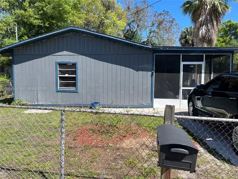 8301 N Klondyke St, Tampa, FL 33604