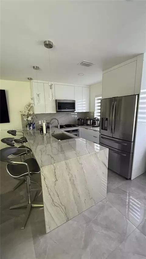 13675 SW 62nd St #202-3, Miami, FL 33183