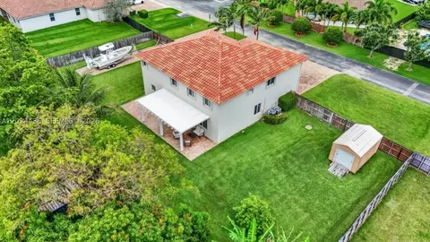 1730 NW 21st St, Homestead, FL 33030