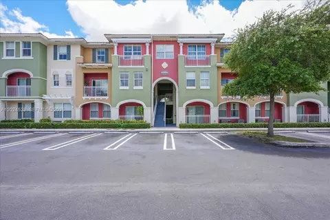 11102 NW 83rd St #108, Doral, FL 33178