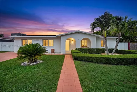 13463 SW 66th Ter, Miami, FL 33183