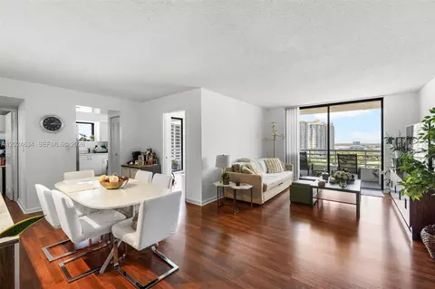 3300 NE 192nd St #1601, Aventura, FL 33180