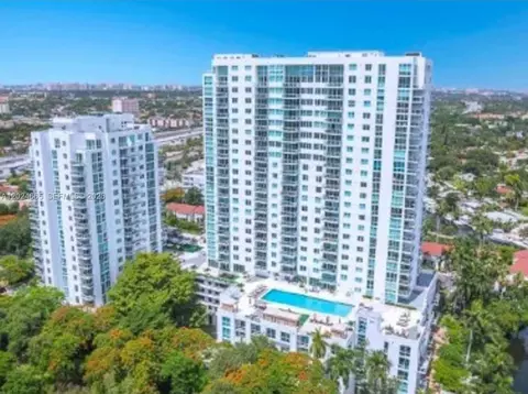 1861 NW S River Dr #2008, Miami, FL 33125