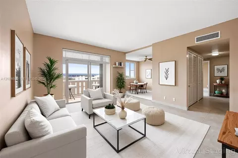 4350 Hillcrest Dr #1016, Hollywood, FL 33021