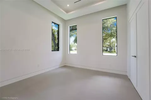 Bedroom - 9405 SW 72nd Ct, Pinecrest, FL 33156 photo 2 of 4