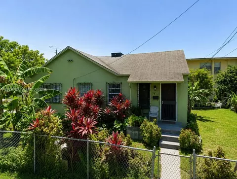 7812 NE Miami Ct, Miami, FL 33138