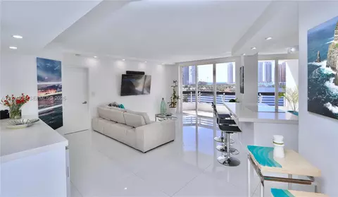 3600 Mystic Pointe Dr #1115, Aventura, FL 33180
