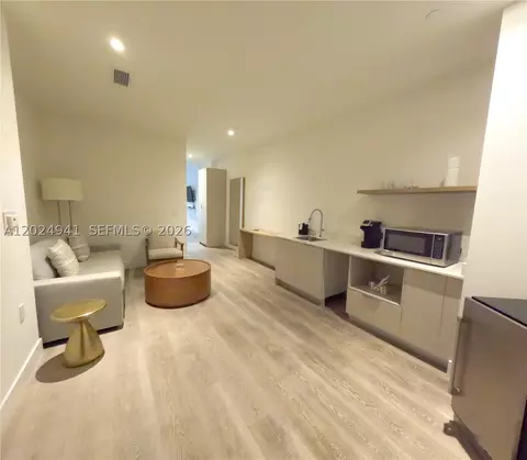 229 SW 9th St #508, Miami, FL 33130