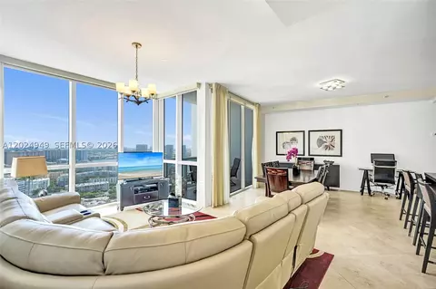 18201 Collins Ave #3707, Sunny Isles Beach, FL 33160