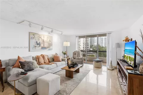 19195 NE 36th Ct #502, Aventura, FL 33180