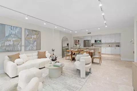 155 Ocean Lane Dr #205, Key Biscayne, FL 33149