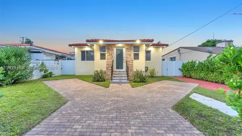3375 SW 1st St, Miami, FL 33135