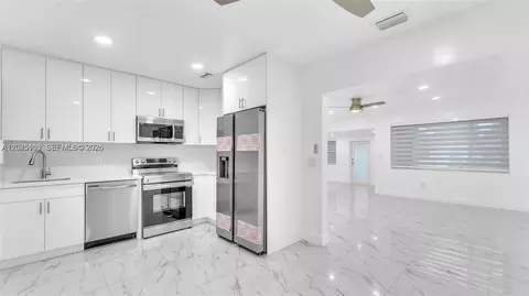 3375 SW 1st St, Miami, FL 33135