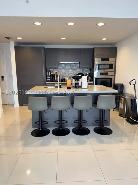 7875 NW 107th Ave #602, Doral, FL 33178