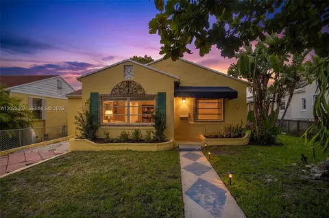 1811 SW 17th Ter, Miami, FL 33145