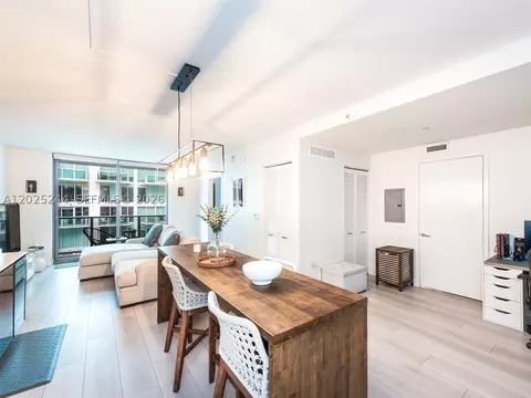 31 SE 6th St #2506, Miami, FL 33131